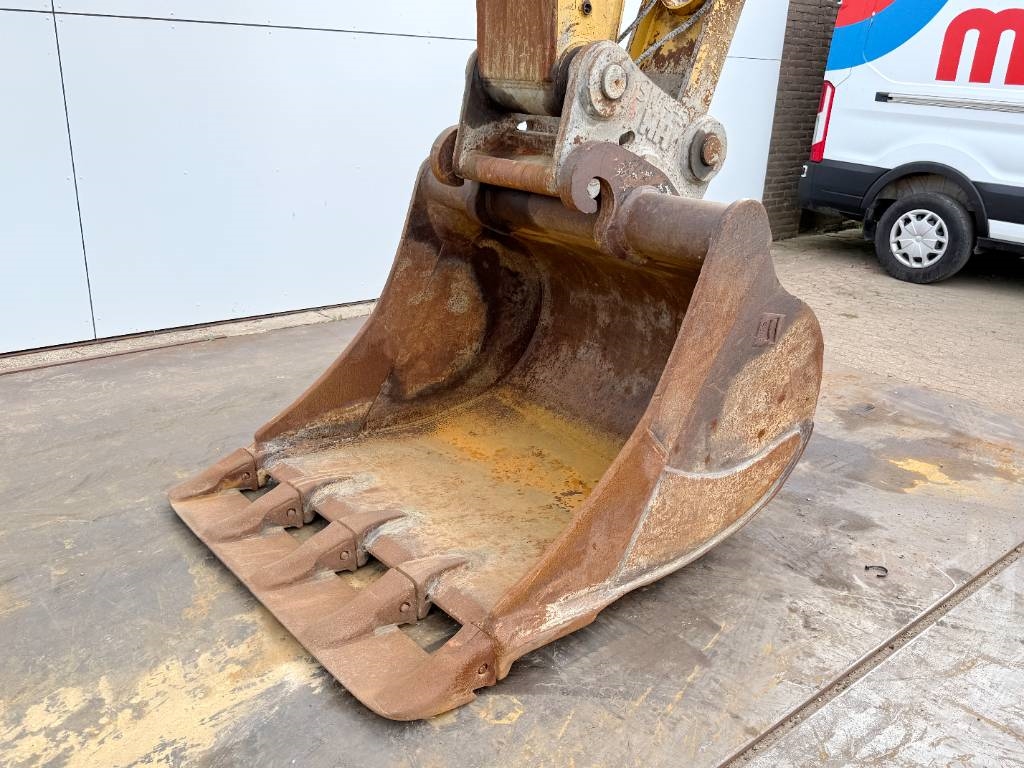 CAT 329ELN German Machine / Quick Coupler