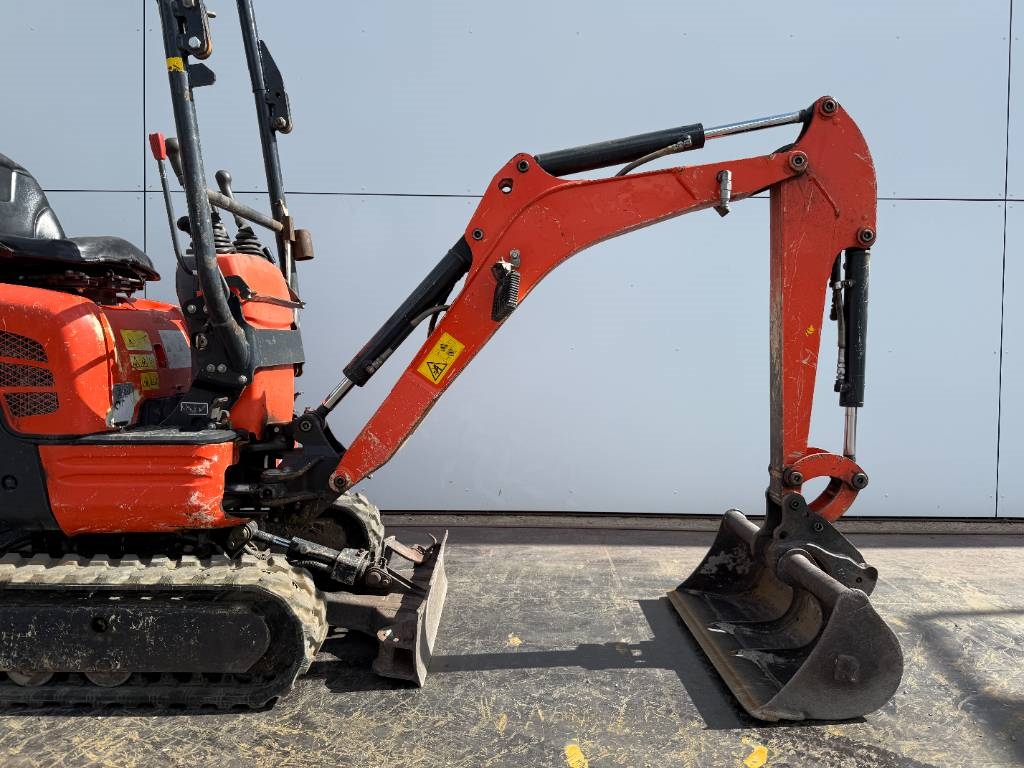 Kubota U10-3 - Hydr. Undercarriage / Hammer Lines