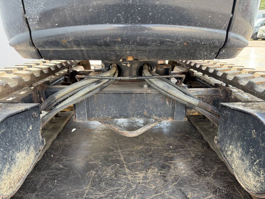 Kubota U10-3 - Hydr. Undercarriage / Hammer Lines