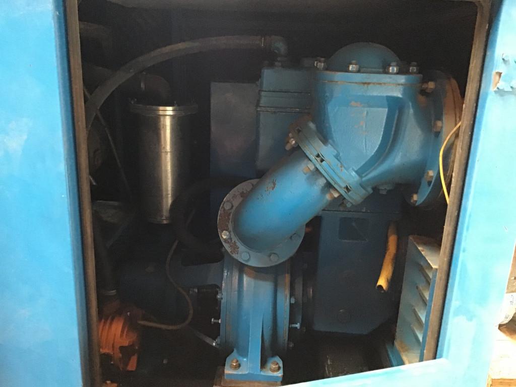 Iveco 8045SE POMP 580 M³/H USED