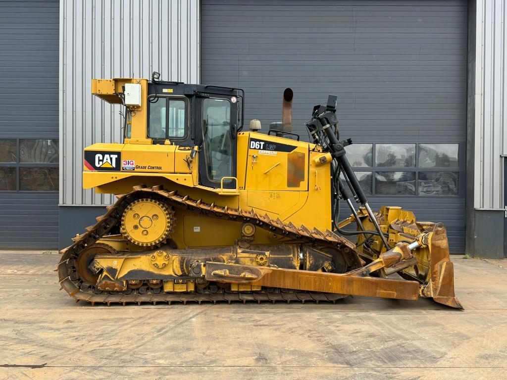 CAT D6T LGP