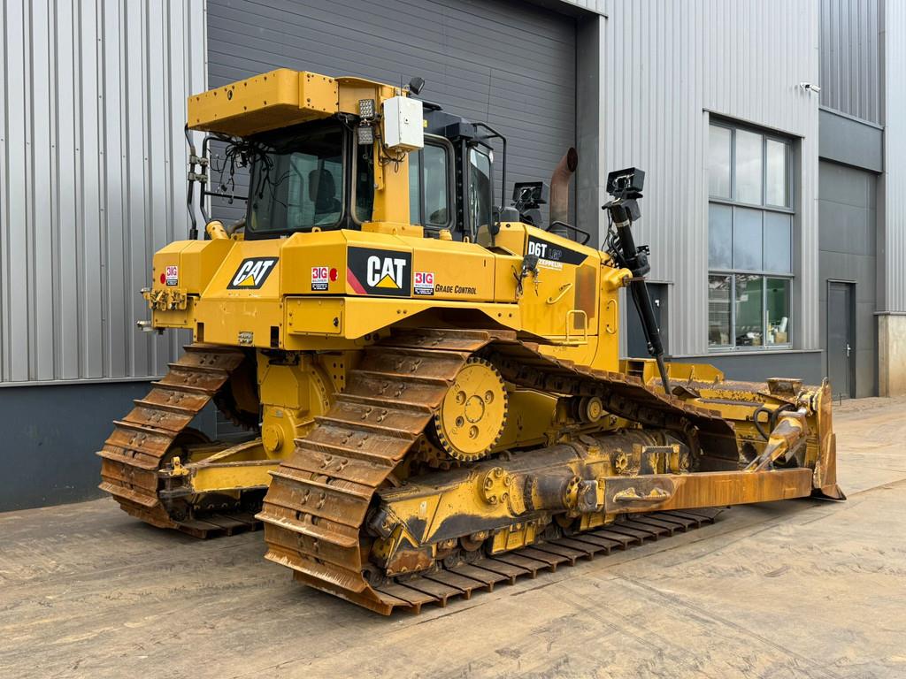 CAT D6T LGP