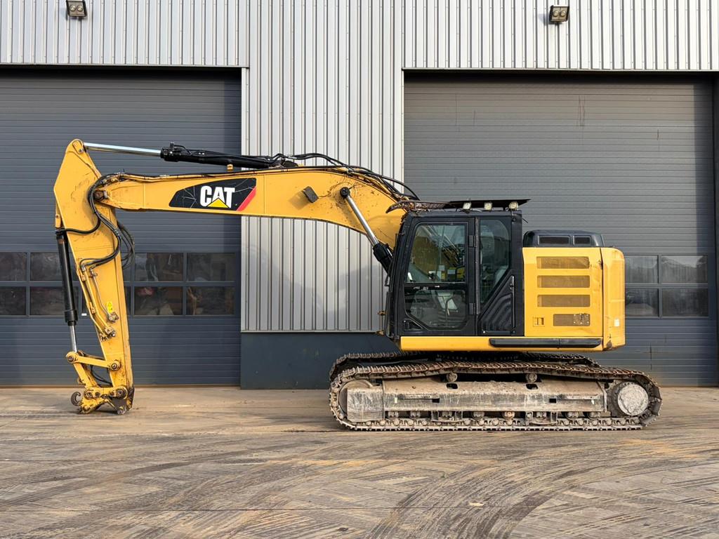 Image de PELLETEUSES 2015 Caterpillar 320ELRR