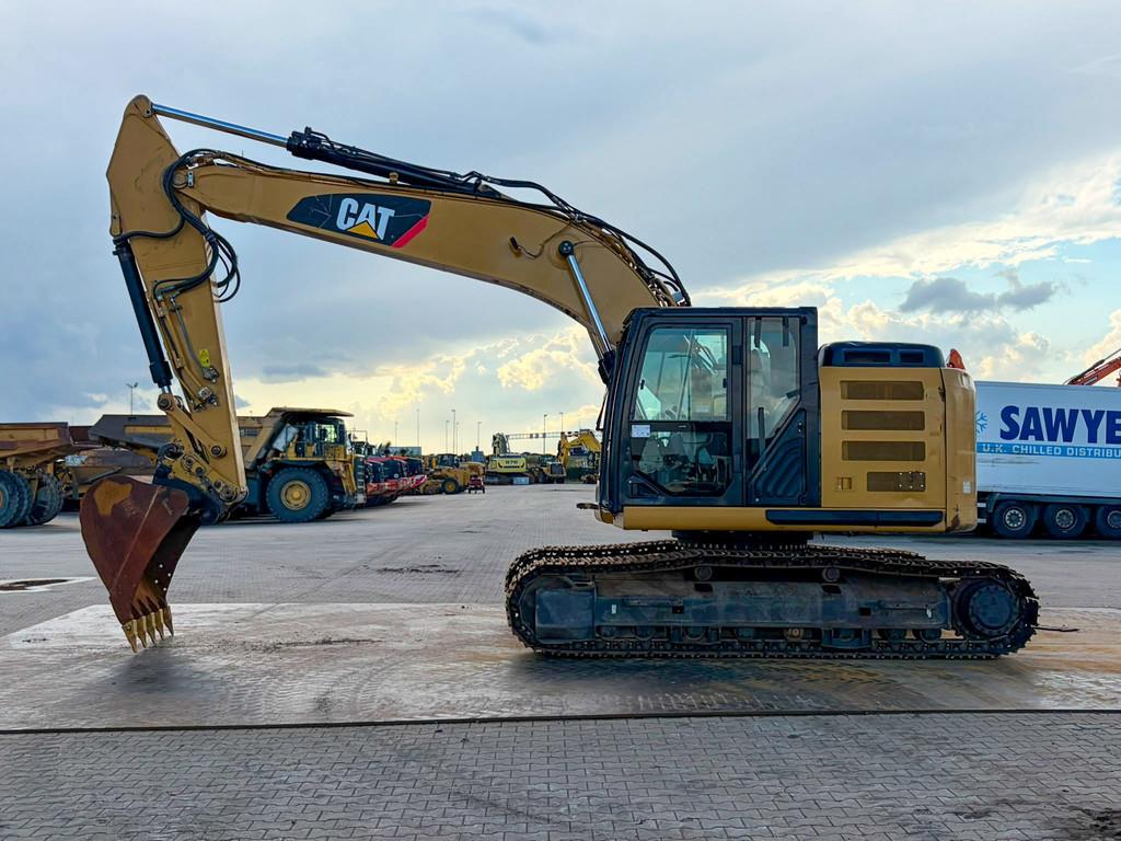 Image for EXCAVATORS 2015 Caterpillar 320ELRR for Sale in Netherlands