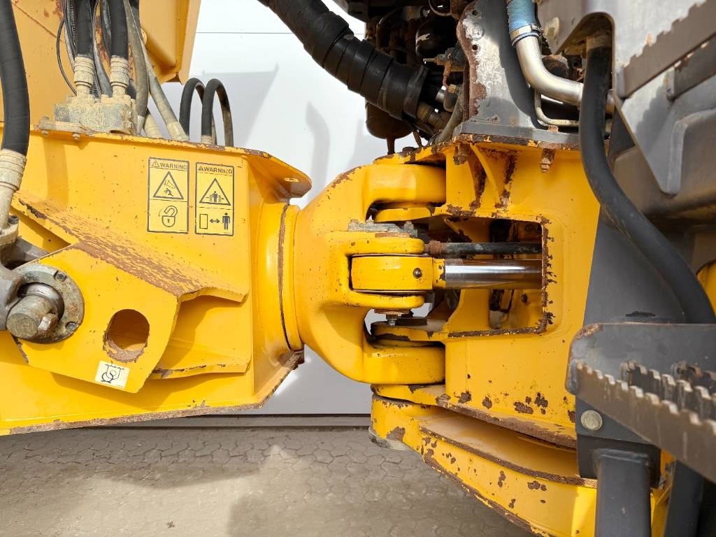 Volvo A35F - Tailgate / Backup Camera