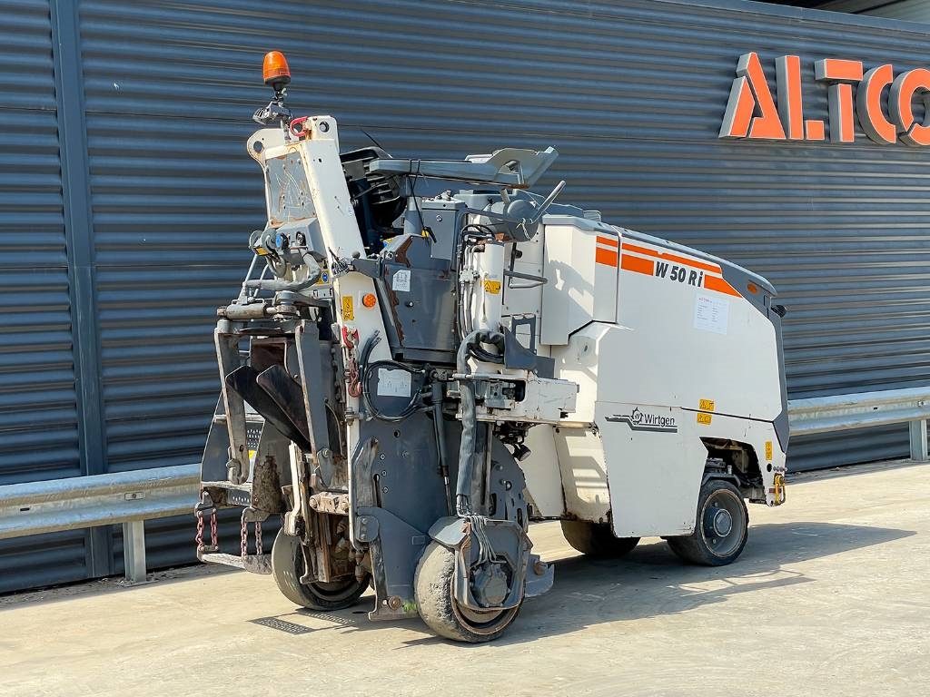 Wirtgen W 50 RI