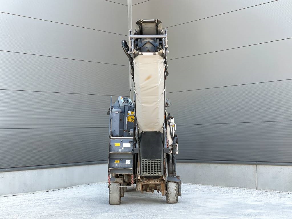 Wirtgen W 50 RI