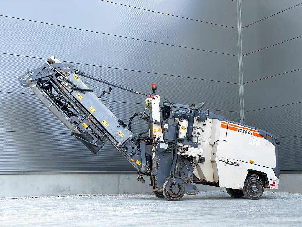 Wirtgen W 50 RI