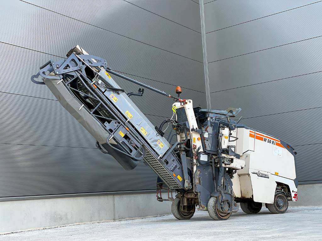 Wirtgen W 50 RI