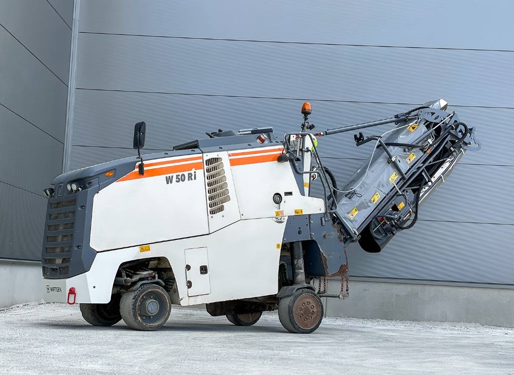 Wirtgen W 50 RI