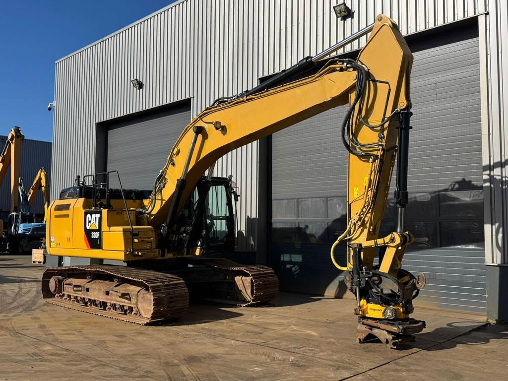 CAT 330FL
