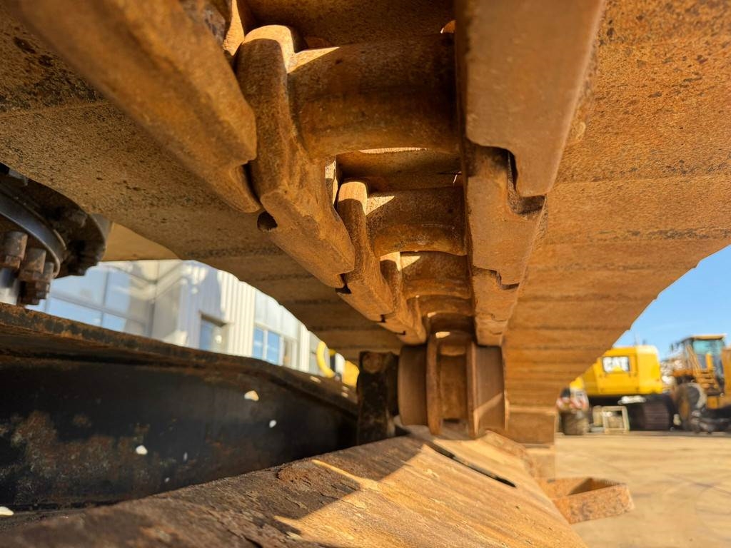 CAT 330FL