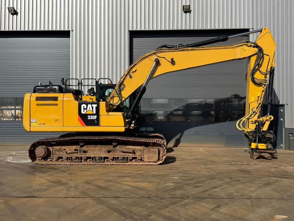 CAT 330FL
