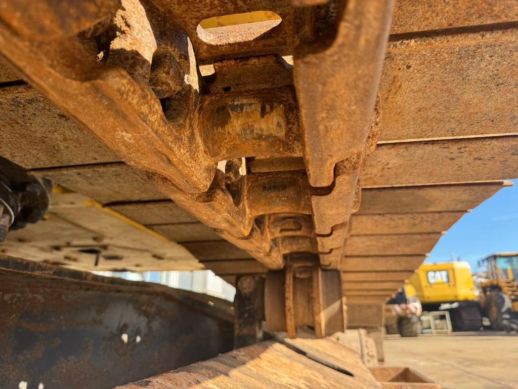 CAT 330FL