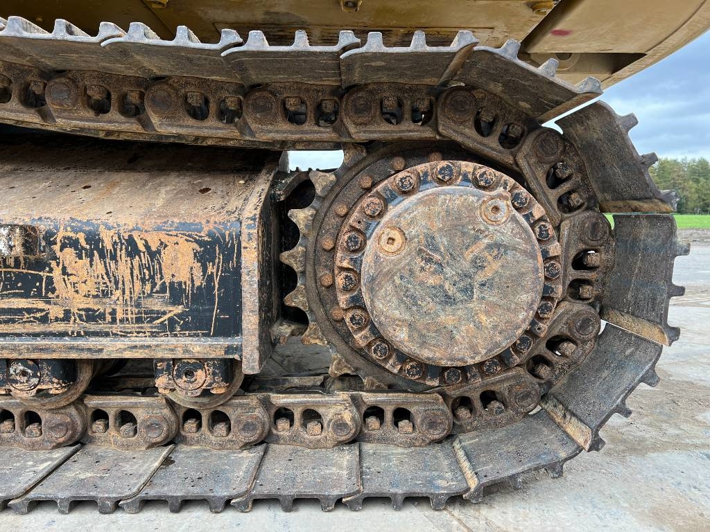 CAT 329D + Wimmer Jura Luna 3.100 Surface Drill Rig