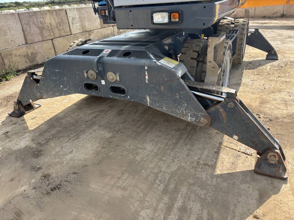 Fuchs MHL 250