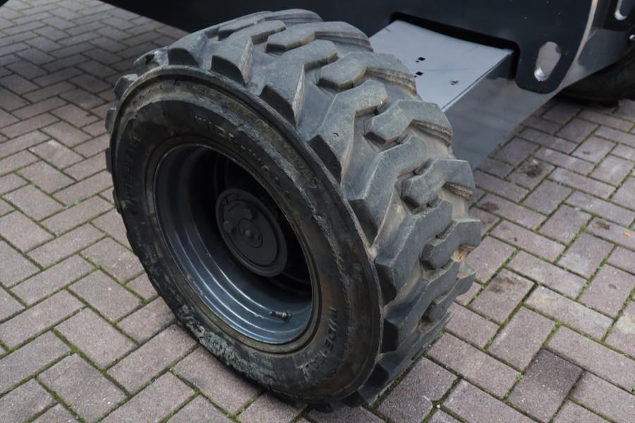 Genie S45 Valid inspection, Diesel, 4x4 Drive, 15.72 m W