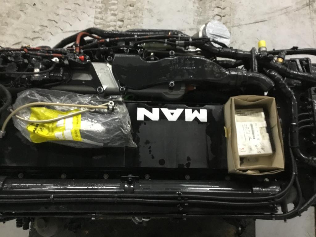 MAN D2066-LOH26 USED