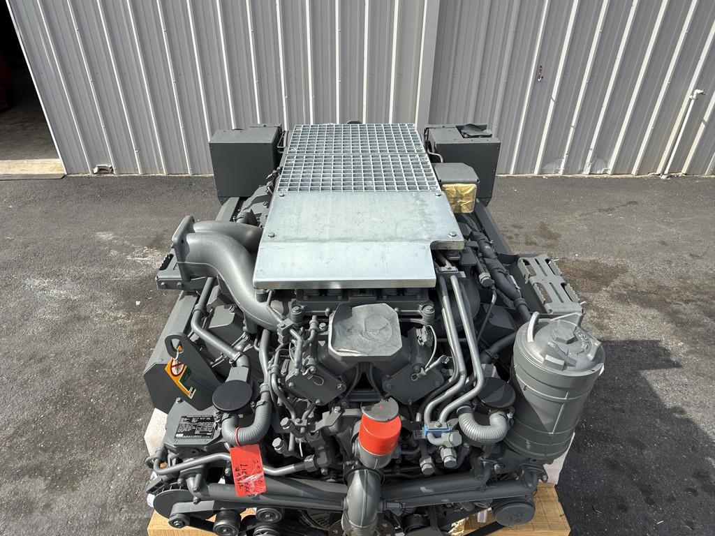 Liebherr D9512 A7-04 NEW