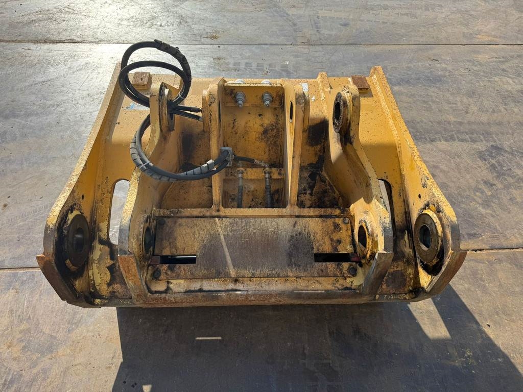 CAT 980M quick coupler, Volvo groot