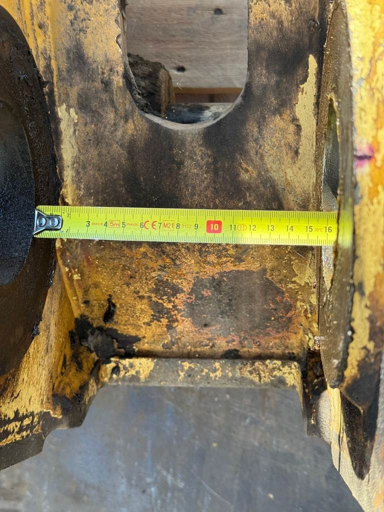 CAT 980M quick coupler, Volvo groot