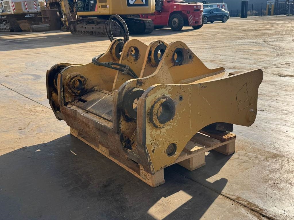 CAT 980M quick coupler, Volvo groot