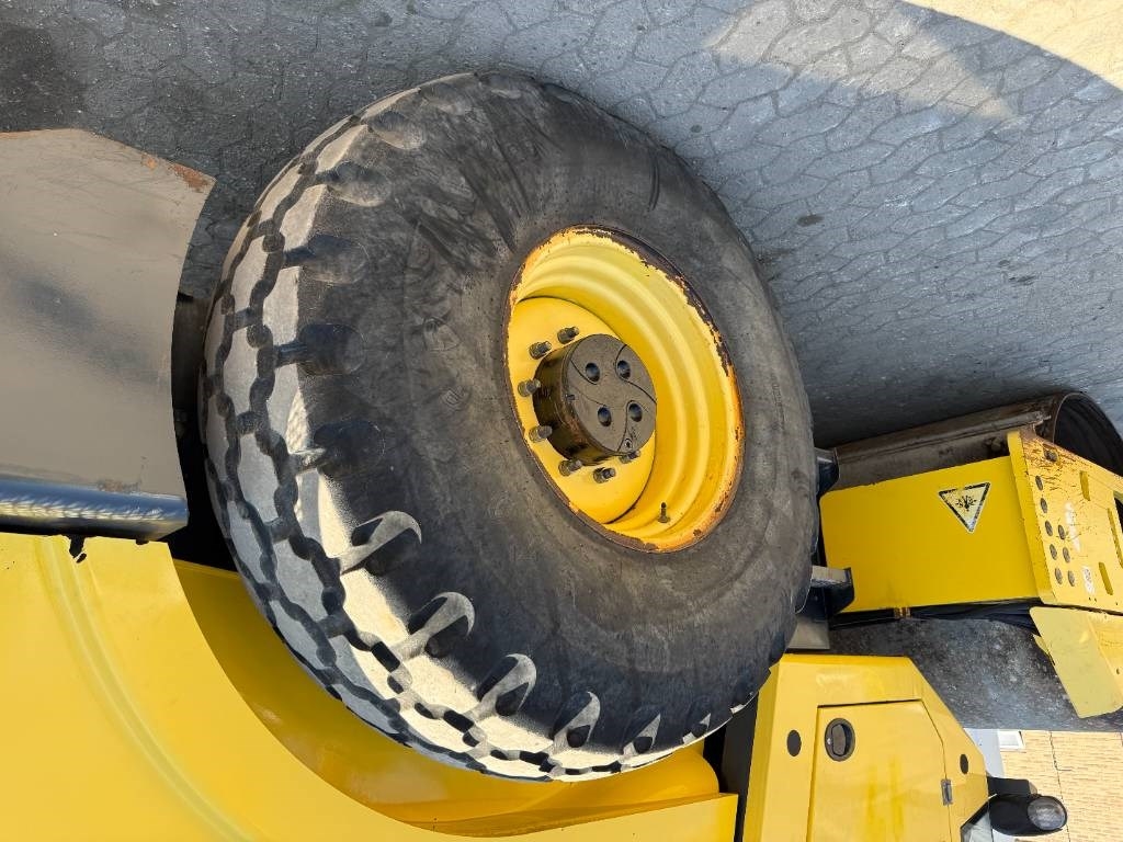 Bomag BW213DH-4 - EVIB/BVC / German Machine / Airco