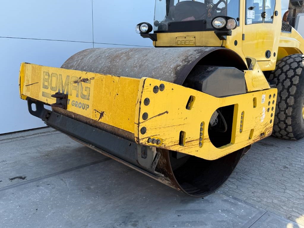 Bomag BW213DH-4 - EVIB/BVC / German Machine / Airco