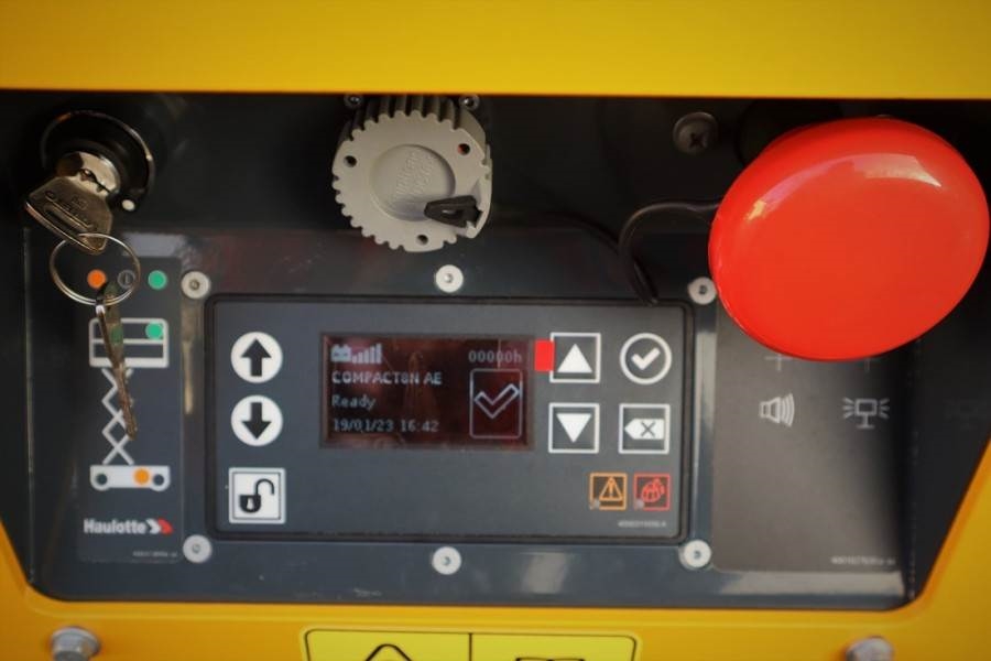 Haulotte Compact 8N Valid inspection, *Guarantee! 8m Workin