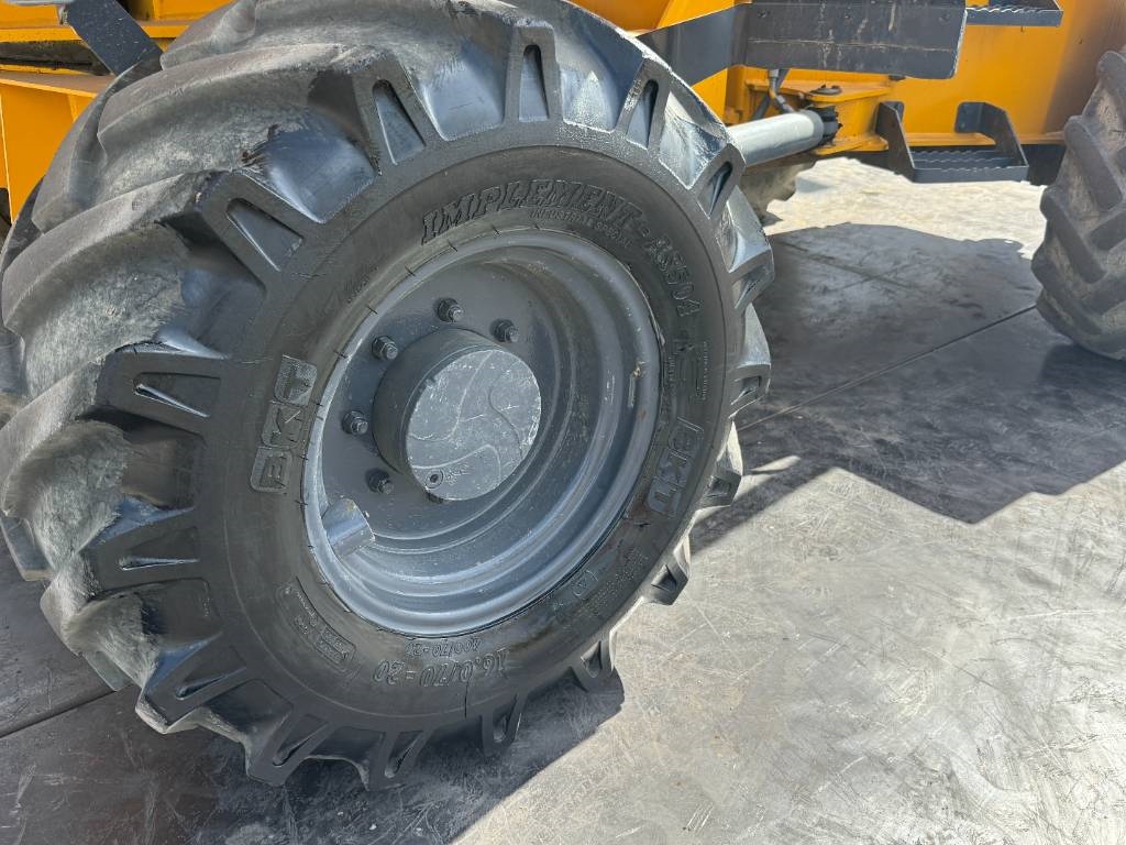 Thwaites 6T - Tilt + Rotate / Only 1062 Hours!