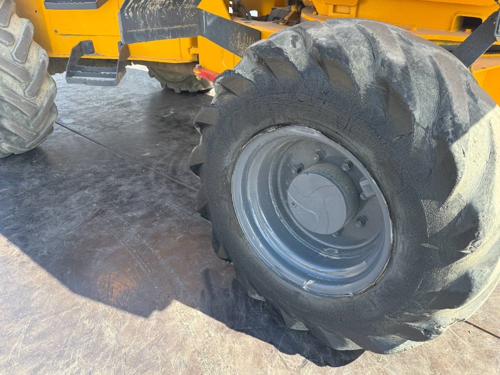 Thwaites 6T - Tilt + Rotate / Only 1062 Hours!