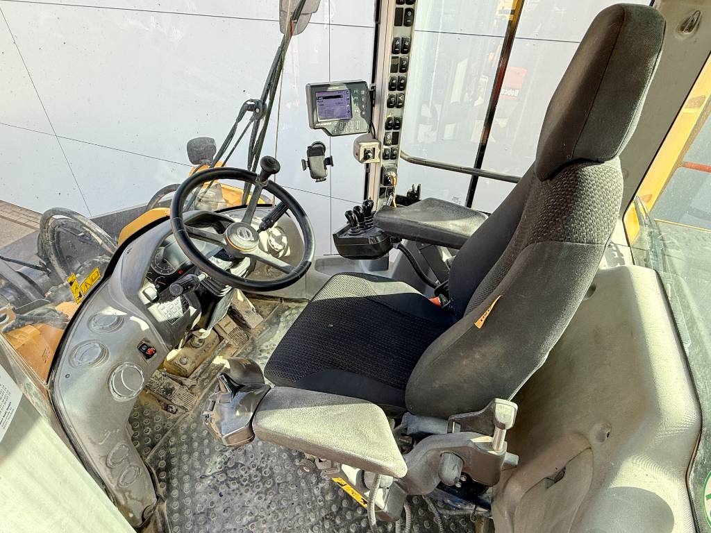 Volvo L220H - CDC / 3rd Function / Weight System