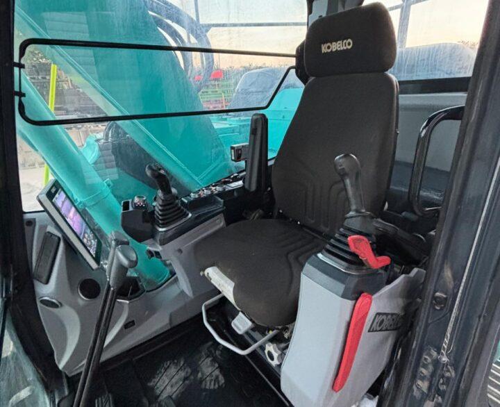 Kobelco SK140SRLC-7