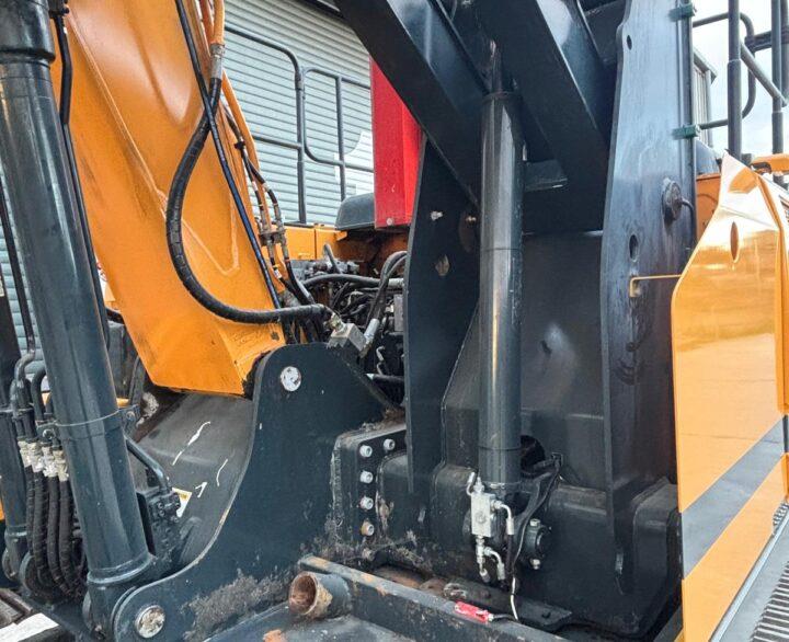 Hyundai HX140LCD High Rise Cab