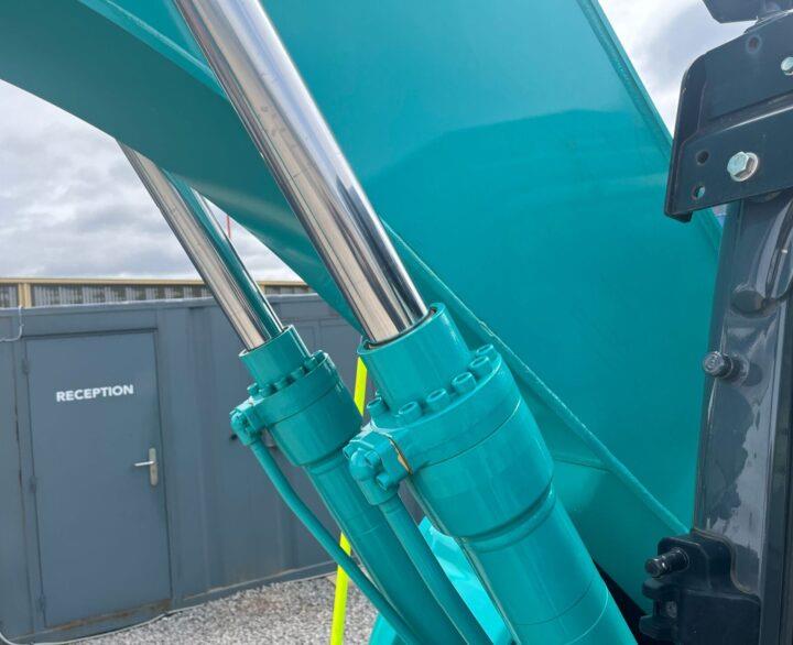Kobelco SK140SRLC-7