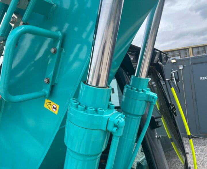 Kobelco SK140SRLC-7