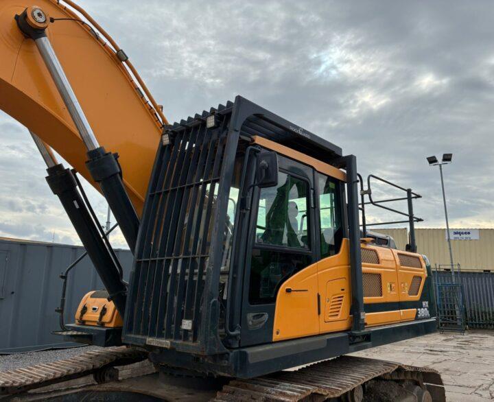 Hyundai HX380