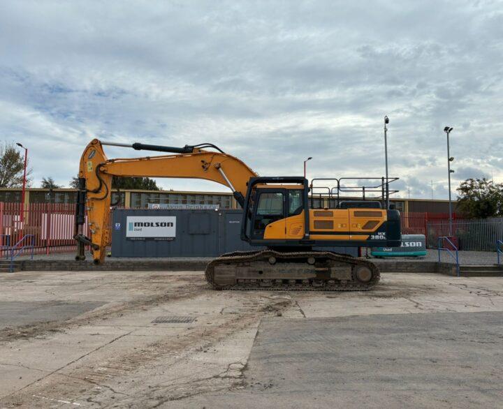 Hyundai HX380