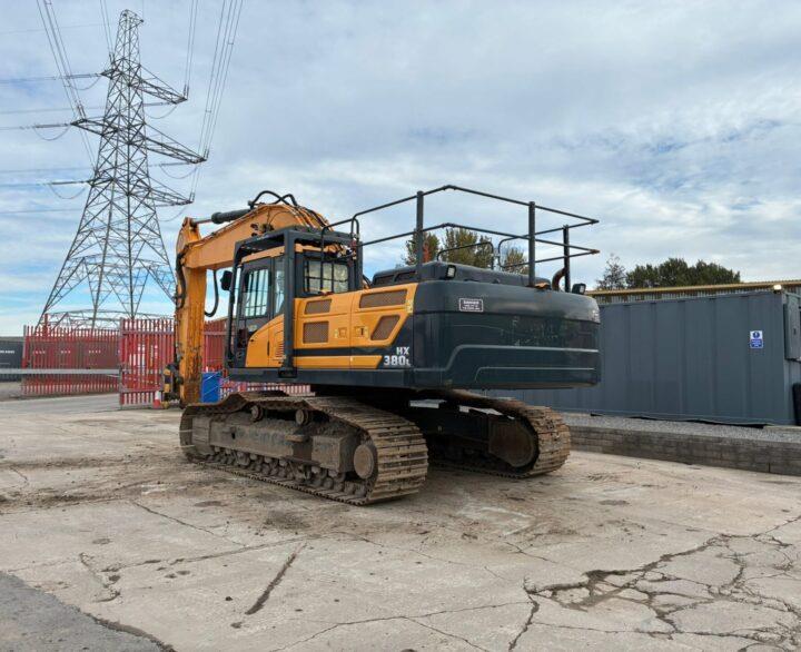 Hyundai HX380