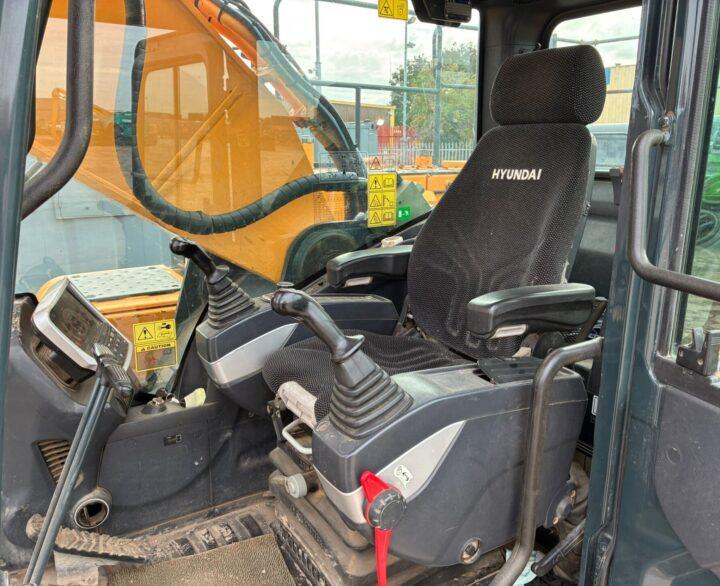 Hyundai HX380