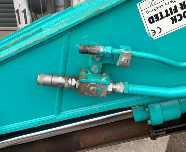 Kobelco SK300 LC-11