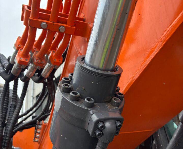 Doosan DX140LCR