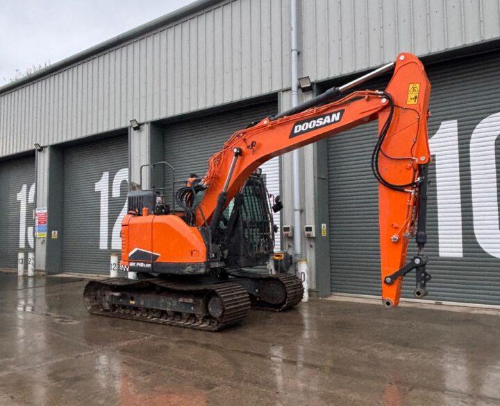Doosan DX140LCR