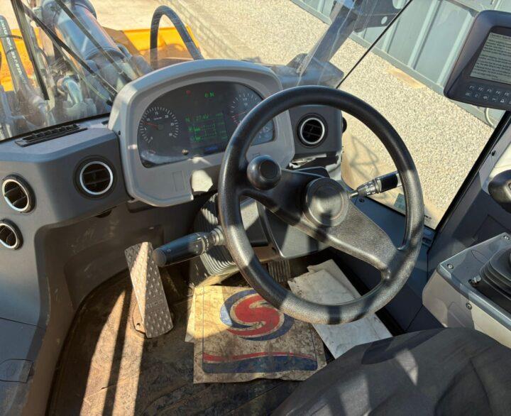 Molson XCMG XC958E