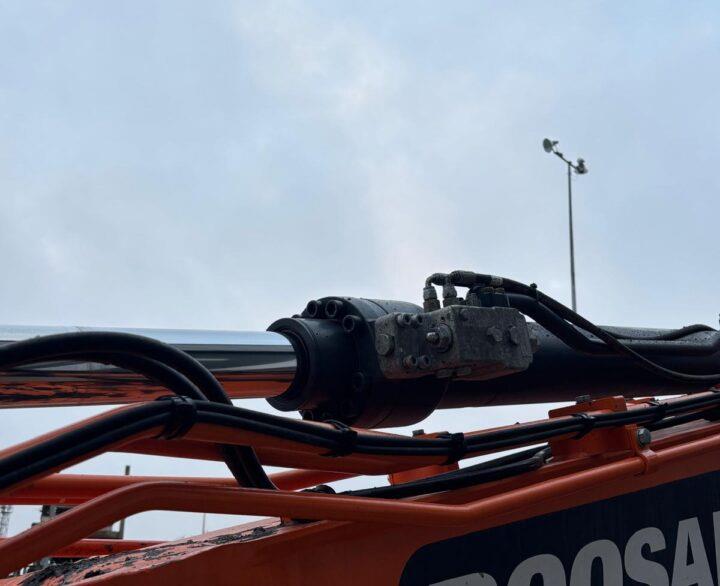 Doosan DX140LCR