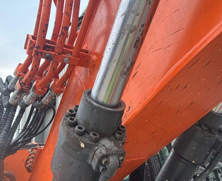 Doosan DX140LCR