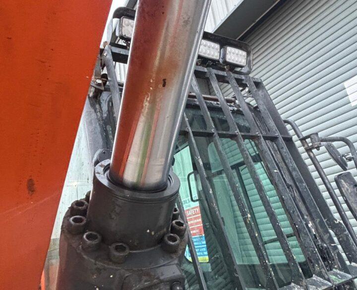 Doosan DX140LCR