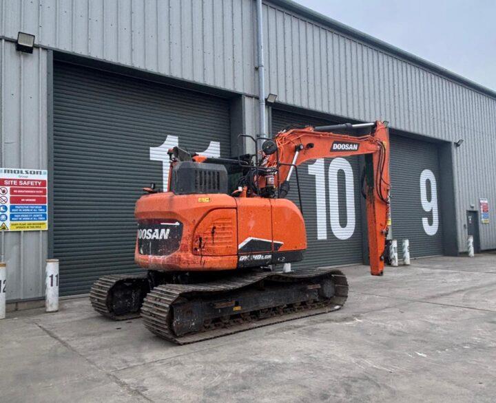 Doosan DX140LCR