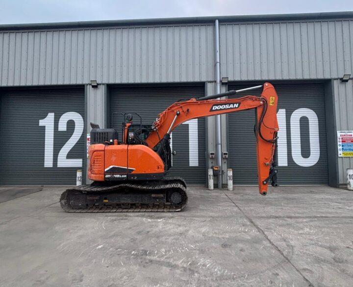 Doosan DX140LCR