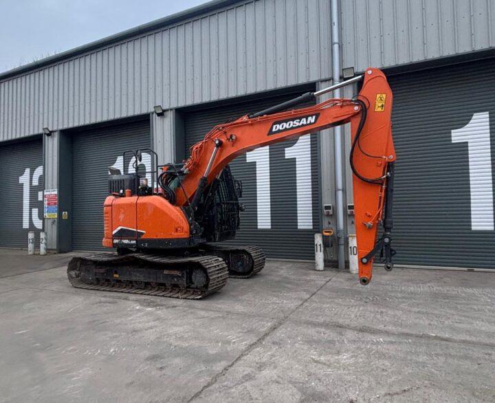 Doosan DX140LCR